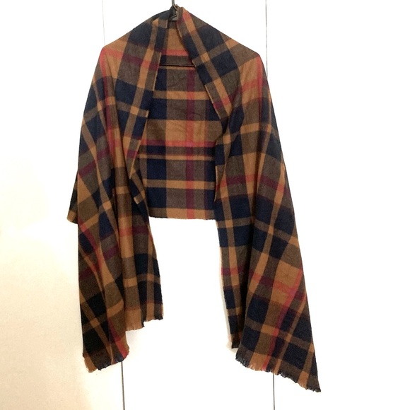 Banana Republic Plaid Scarf in Orange Plaid - Picture 2 of 5